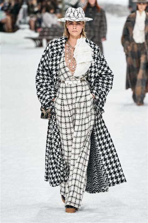 chanel autunno 2019|Chanel runway fashion.